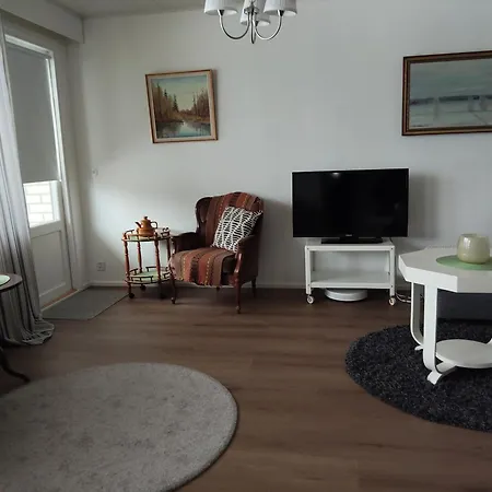 Pieksaemaeellae Saunallinen Rivitalokaksio Пиексямяки