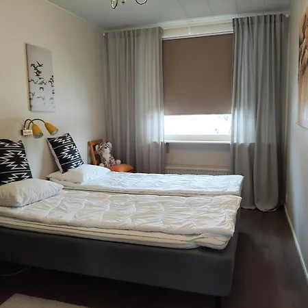 Апартаменты Pieksaemaeellae Saunallinen Rivitalokaksio